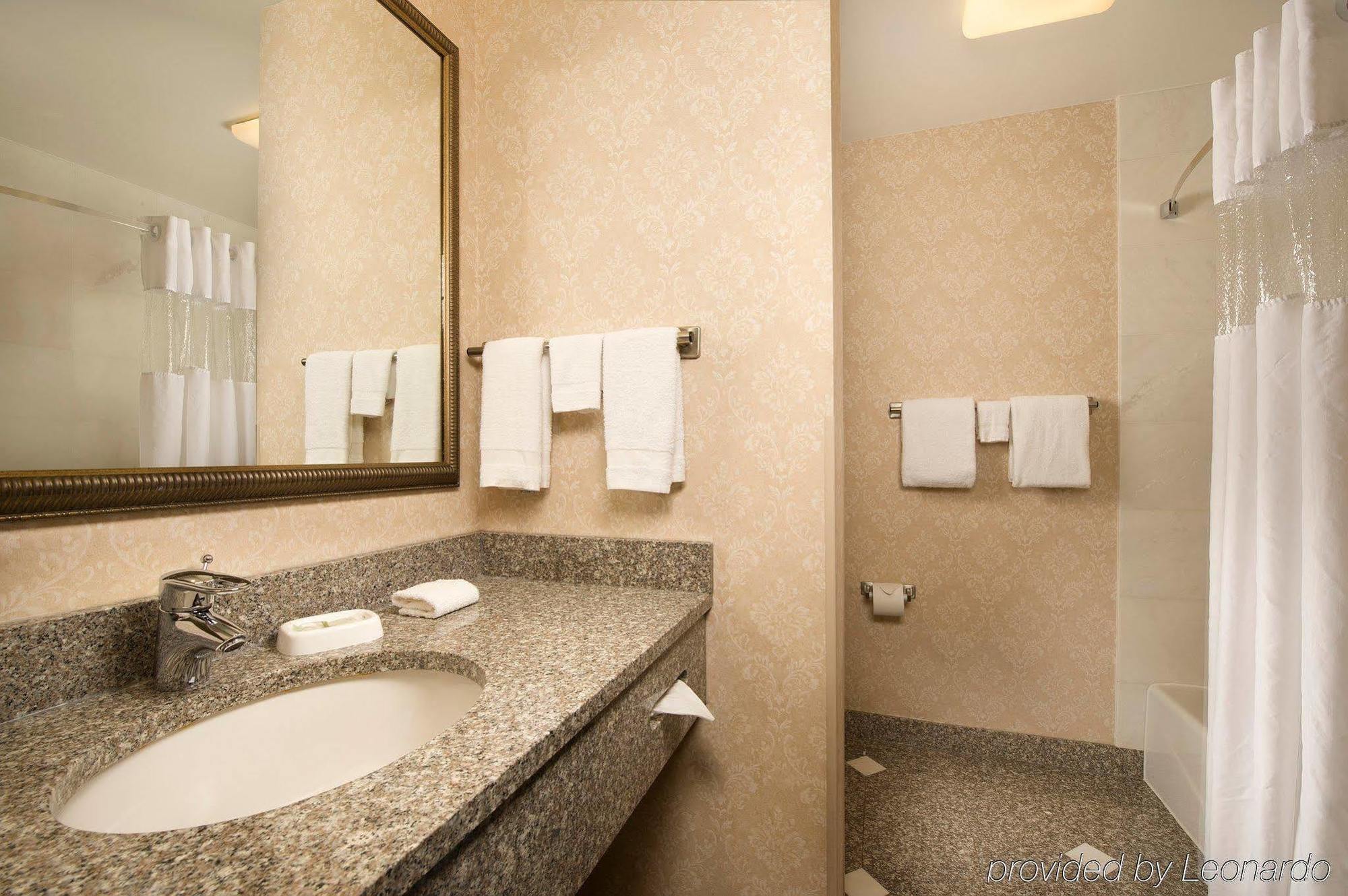 Drury Inn & Suites Greenville Exteriér fotografie